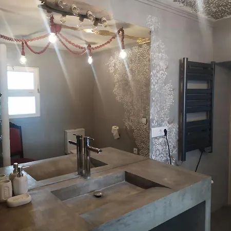 Avo Da Rosa 1 * Ribeira Quente